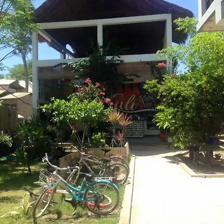 Gili Beach Bum Hostel-2